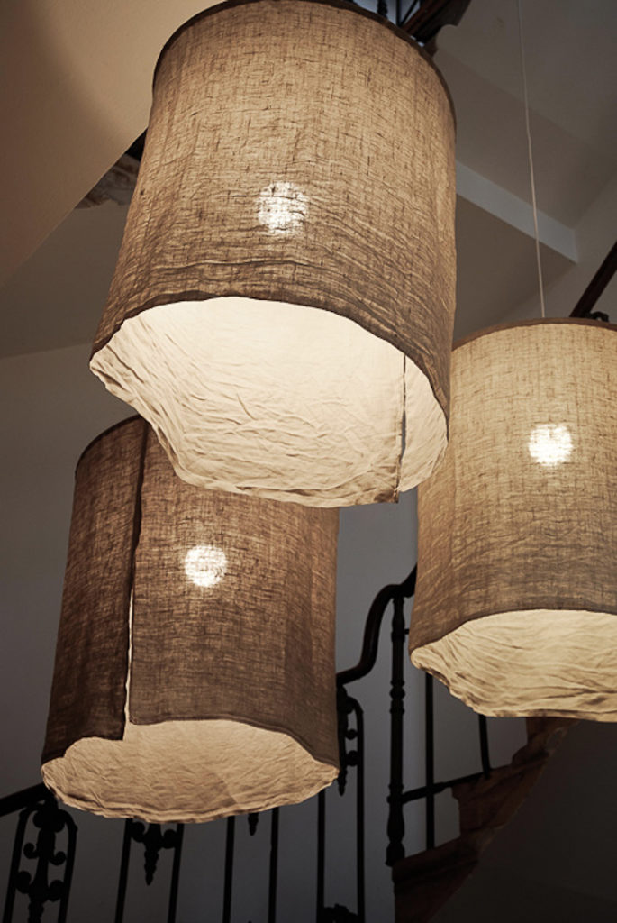JERHOUS Set Di 2 Paralumi A Tamburo Medi In Lino Color Farina D'Avena - Alti 30 Cm, Diametro 24,9 Cm, Per Lampade Con Supporto Ad Arpa